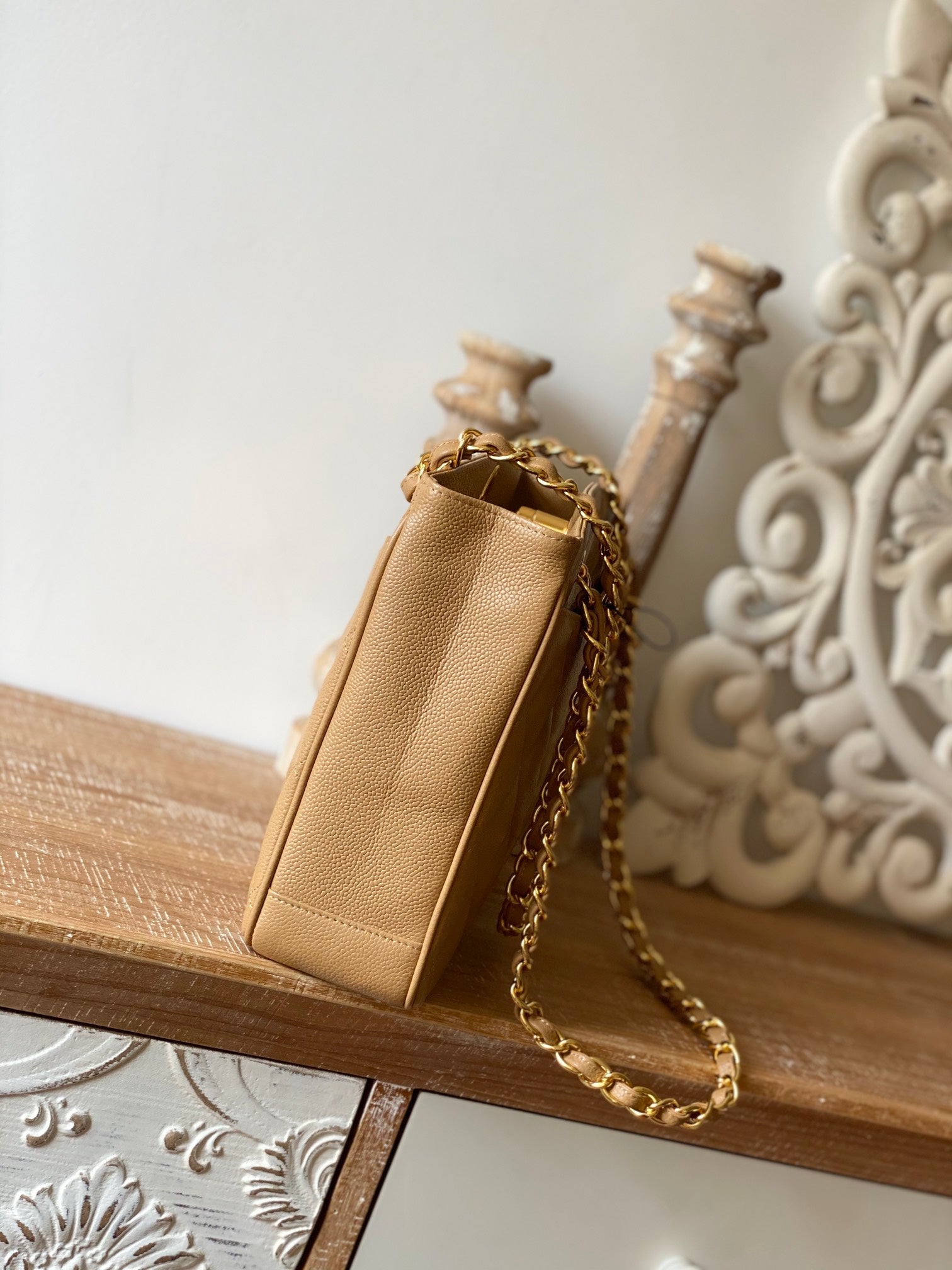CHL -  Beige Medium Quilted Caviar Tote Bag For Women 28LO/11in