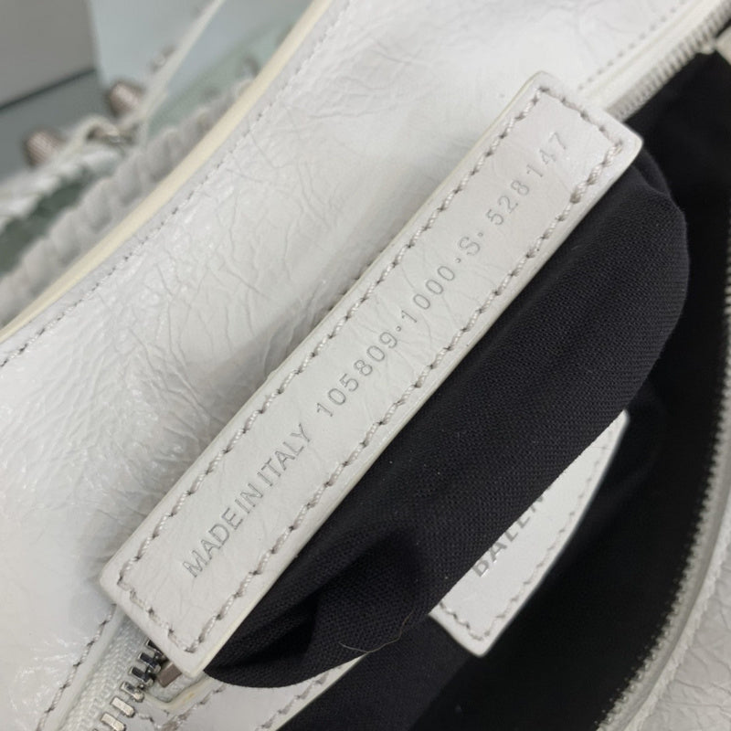 LO - BGA Bags - 2572