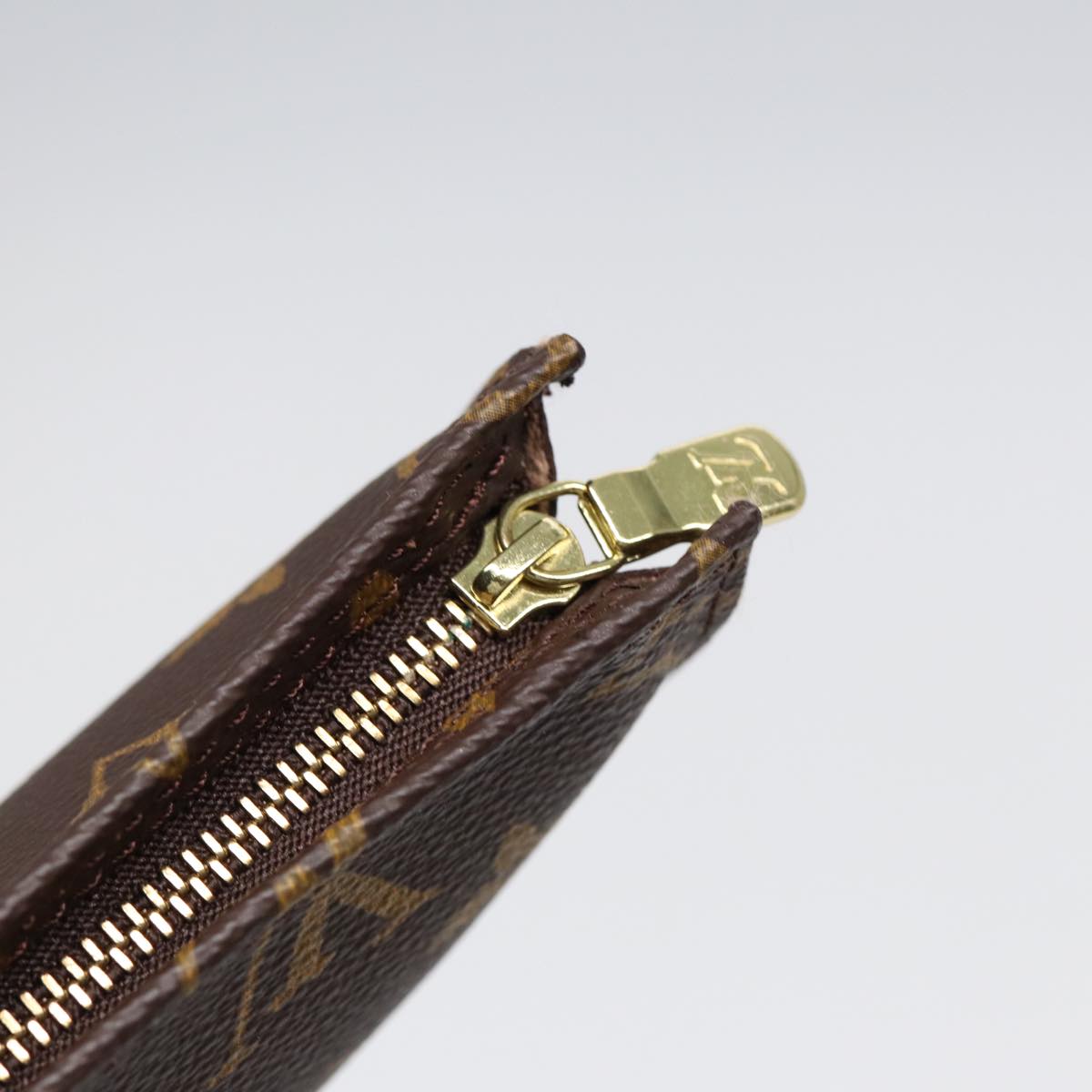 LO-LV bags 1499
