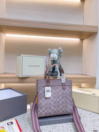 LO - CCH Bags - 160