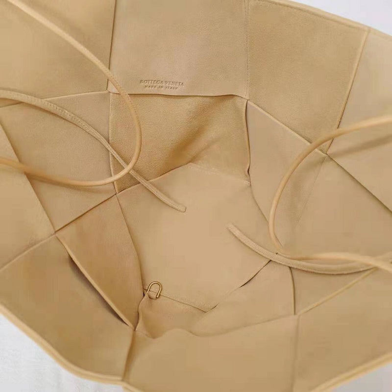 B-VENETA STYLISH HANBAGS FOR WOMEN - 030