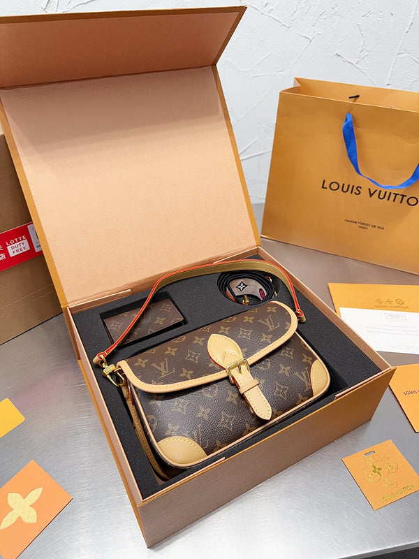 LO - LV Bags - 15020