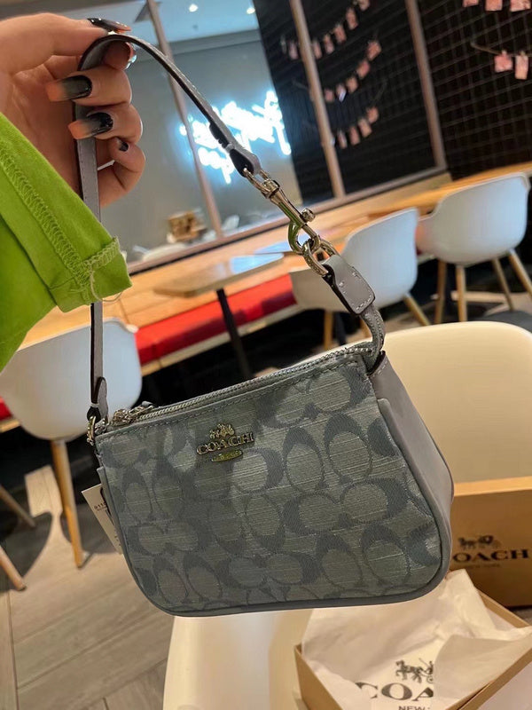 LO - CCH Bags - 115