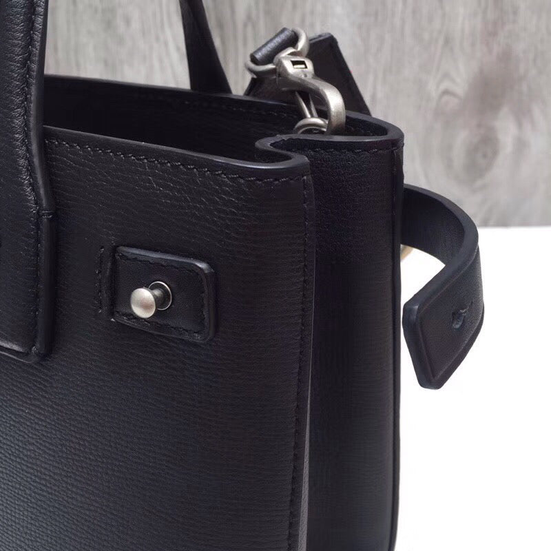 B-Berry - BB  The Small Banner Bag Black For Women, Bags 10.6in/26LO