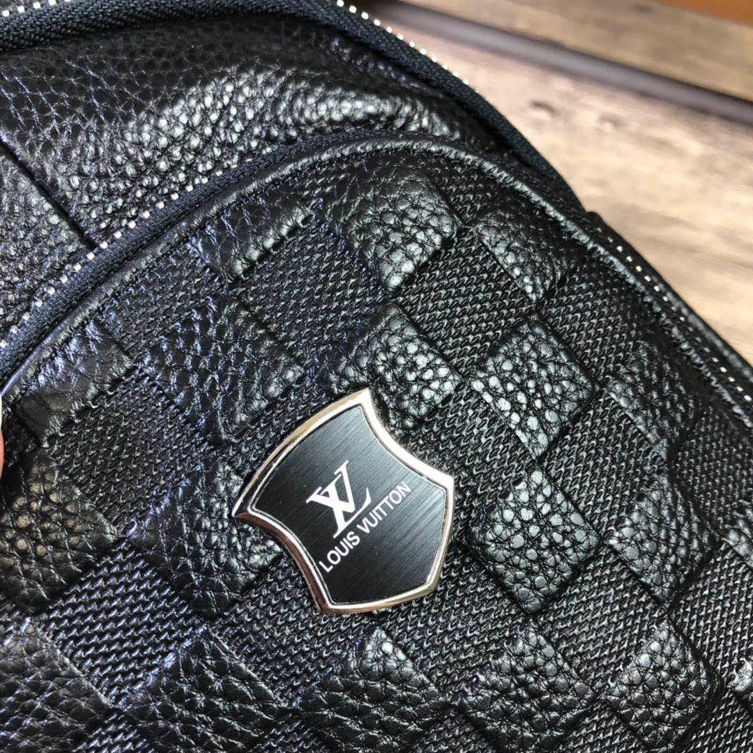LO-LV bags 3363