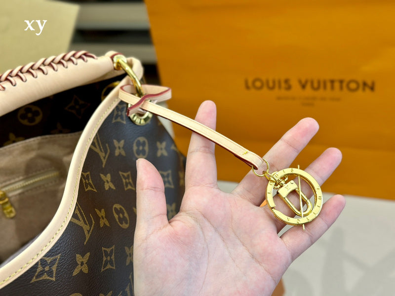LO - LV Bags - 15006