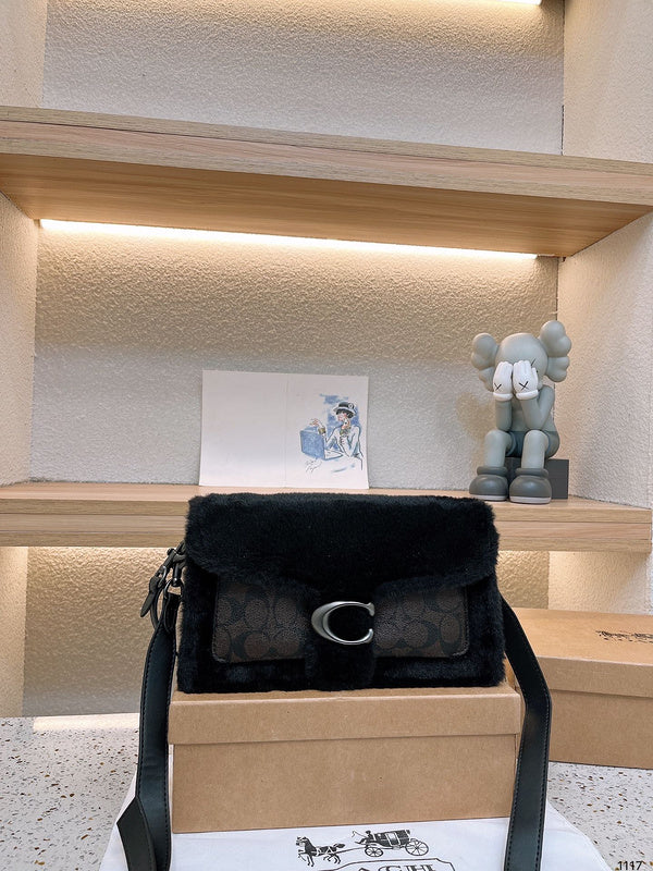 LO - CCH Bags - 367
