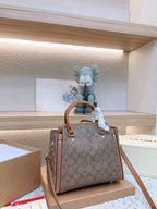 LO - CCH Bags - 105