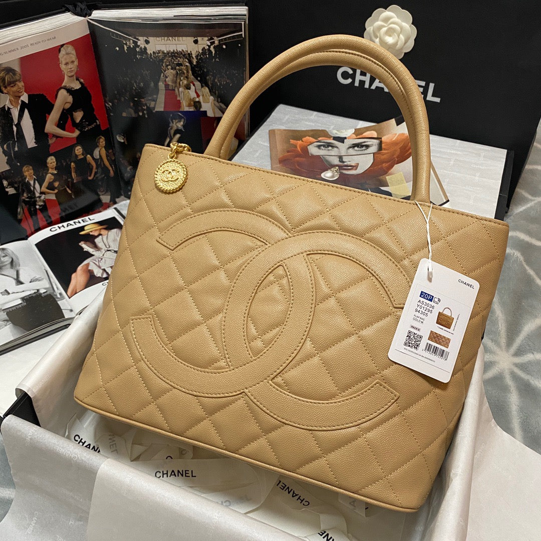 CHL - Medallion Tote Gold Hardware Caviar Yellow For Women Handbags, Shoulder Bags 15.6in/32LO