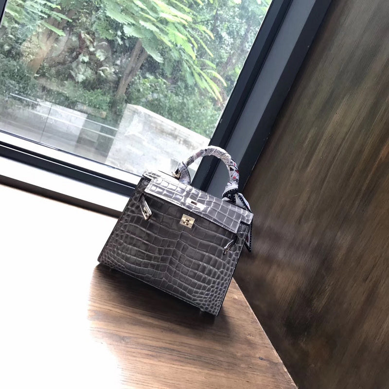 LO - HRMS DESIGNER BAGS - WOMEN BAGS - 524
