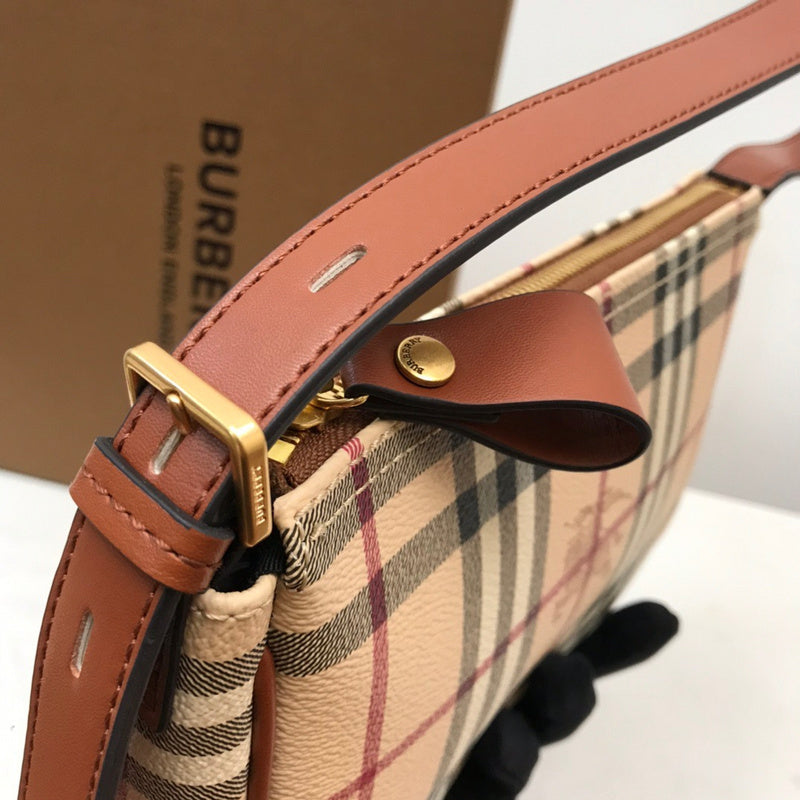 LO - B-BERRY BAGS - 585