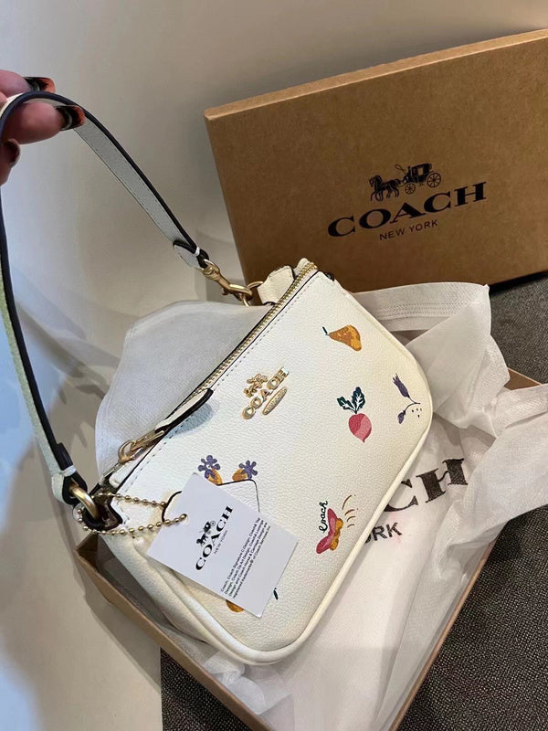 LO - CCH Bags - 116