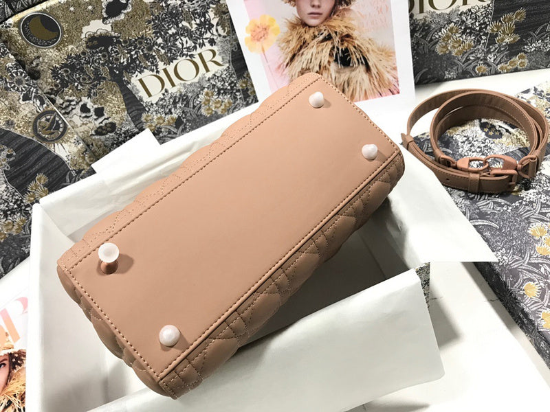 LO - DYOR   BAGS FOR WOMEN - FASHION LUXURY BAGS 180