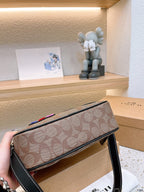 LO - CCH Bags - 302