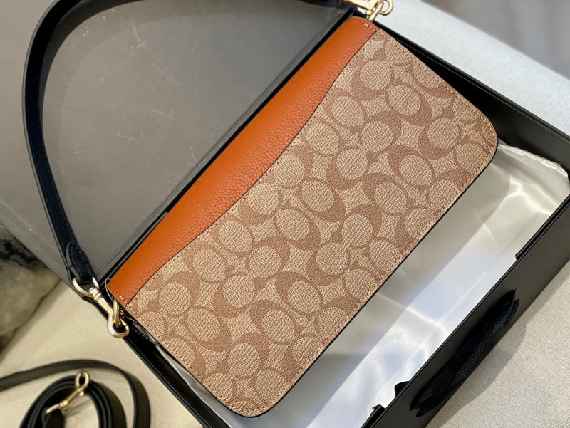 LO - CCH Bags - 319