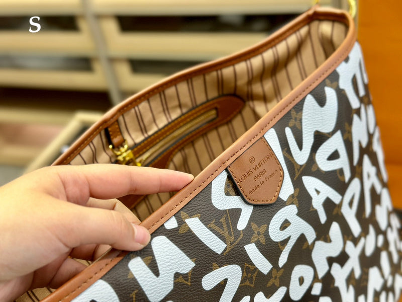LO - LV Bags - 15055