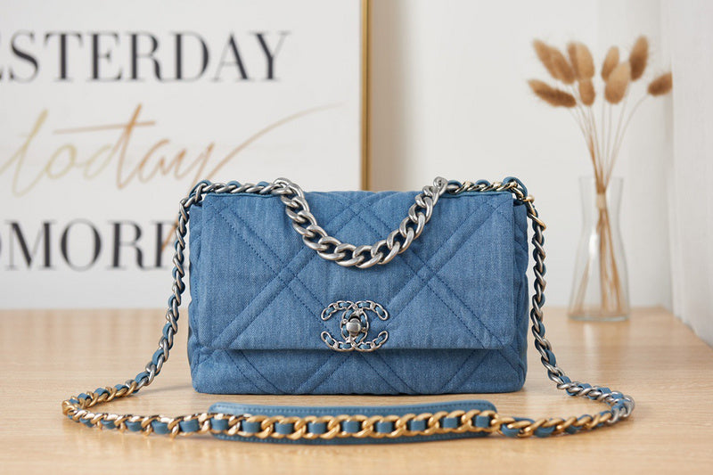 LO - CHL Bags - 2015