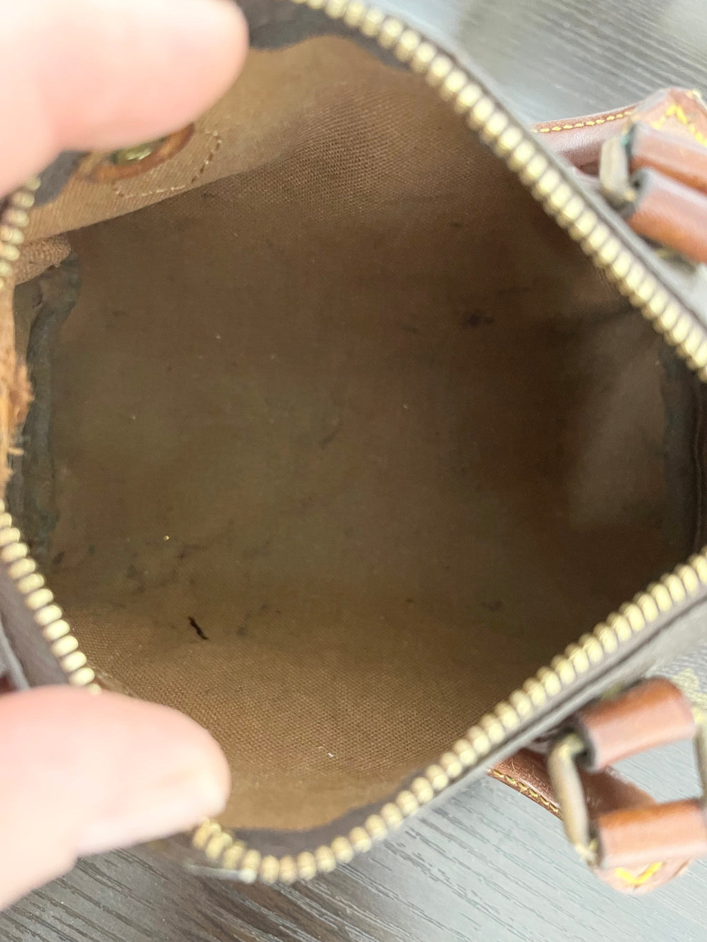 LO-LV bags 2856