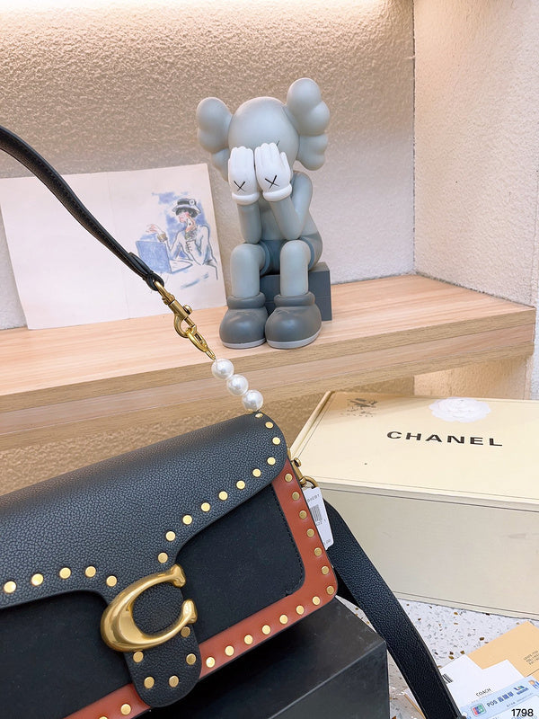 LO - CCH Bags - 018
