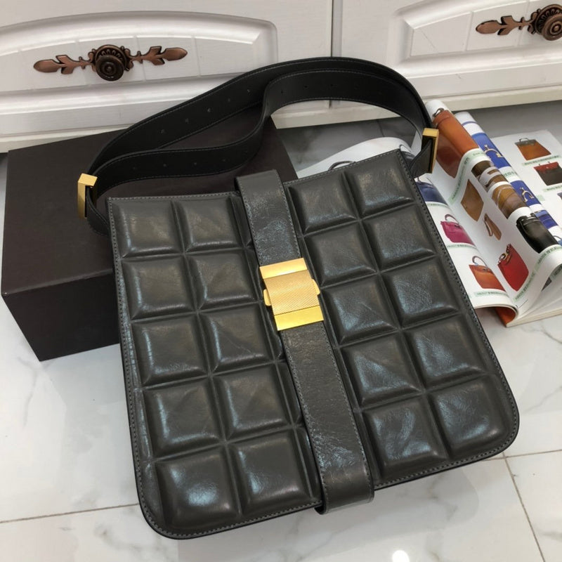 B-VENETA STYLISH HANBAGS FOR WOMEN - - 369