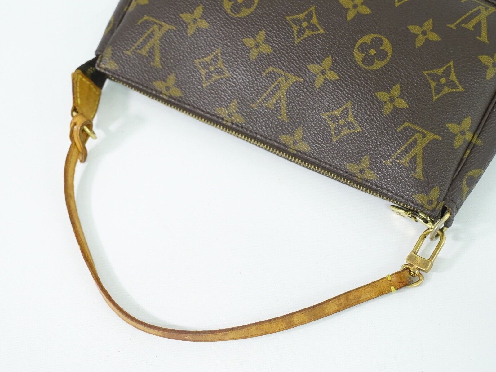 LO-LV bags 1142