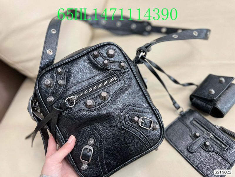 LO - BGA Bags - 1998