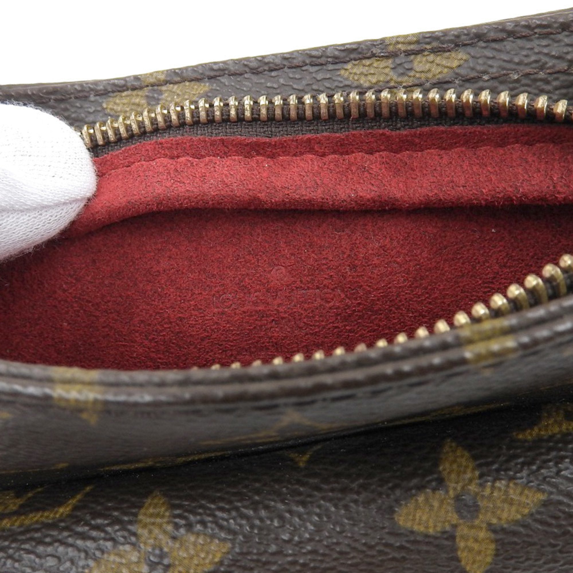 LO-LV bags 880