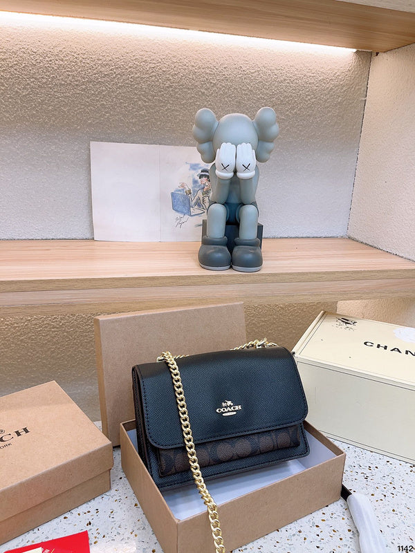 LO - CCH Bags - 072