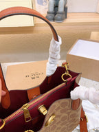 LO - CCH Bags - 093