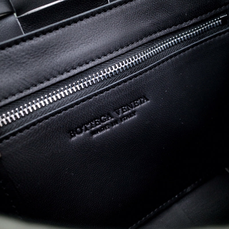LO - BV Bags - 131