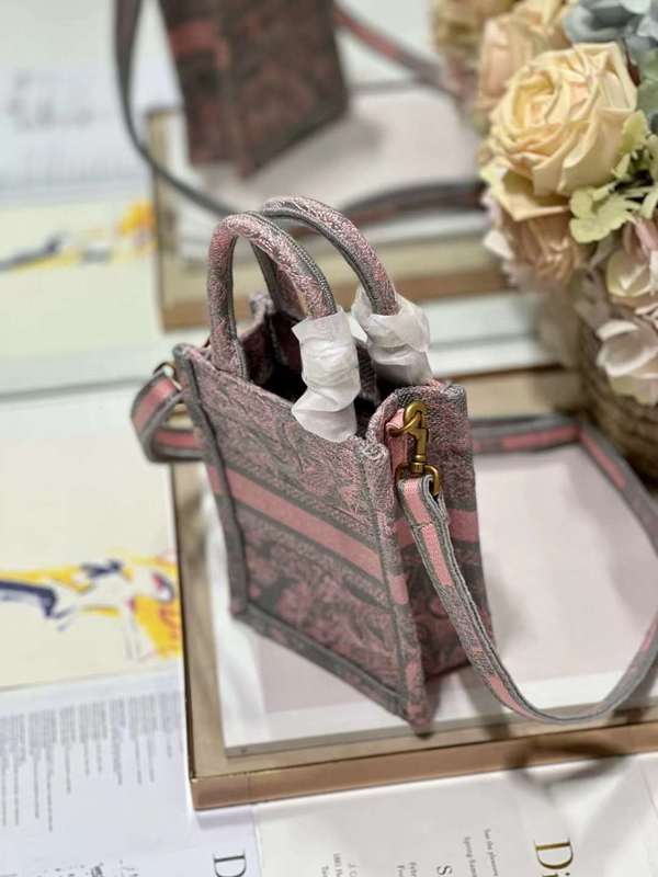 LO - DYOR   BAGS FOR WOMEN - FASHION LUXURY BAGS 009