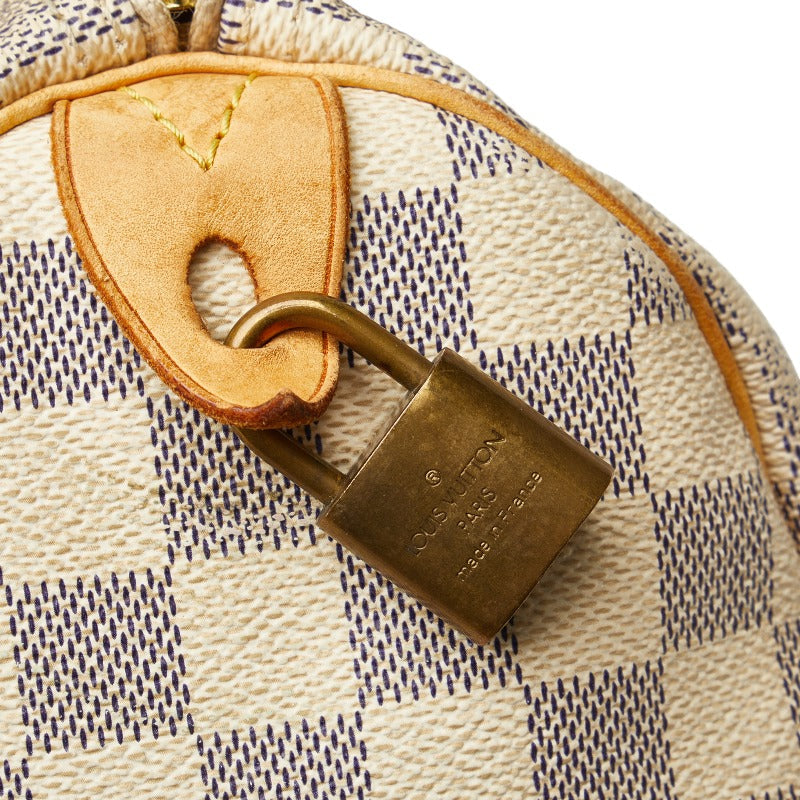 LO-LV bags 2011
