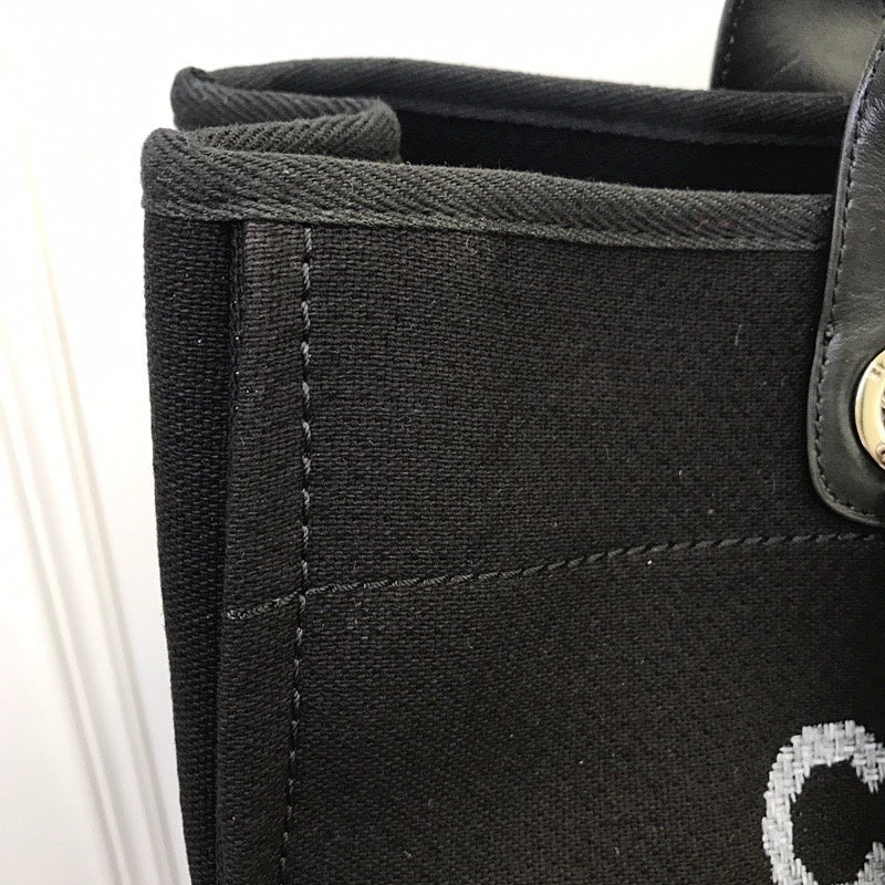 LO - CHL Bags - 1920