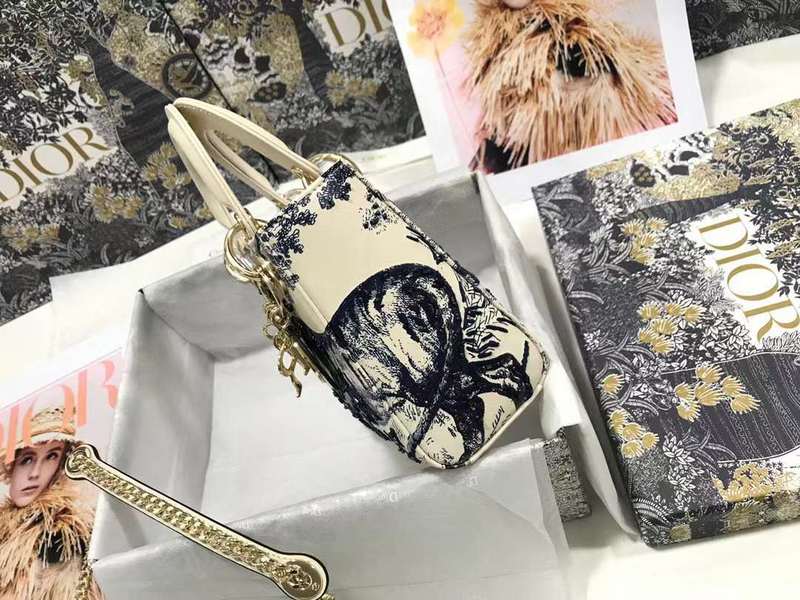 LO - DYOR   BAGS FOR WOMEN - FASHION LUXURY BAGS 499