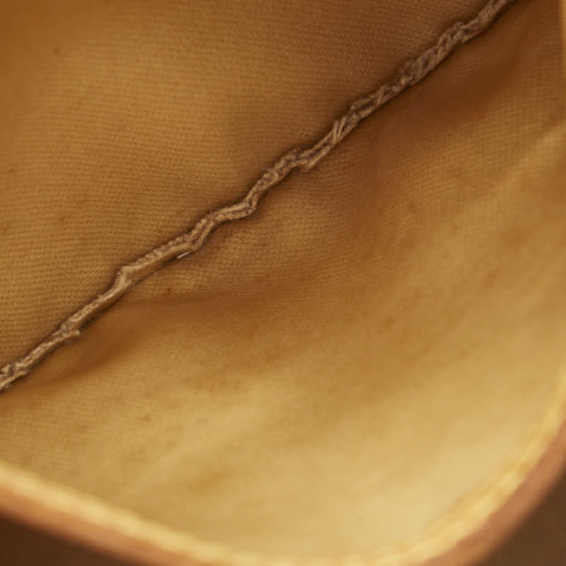 LO-LV bags 2011