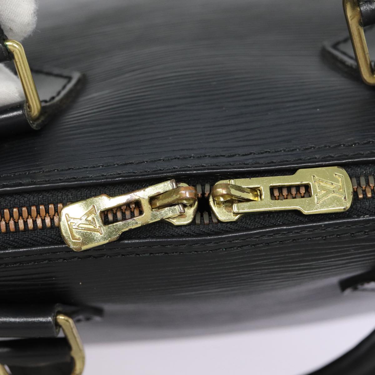 LO-LV bags 2361