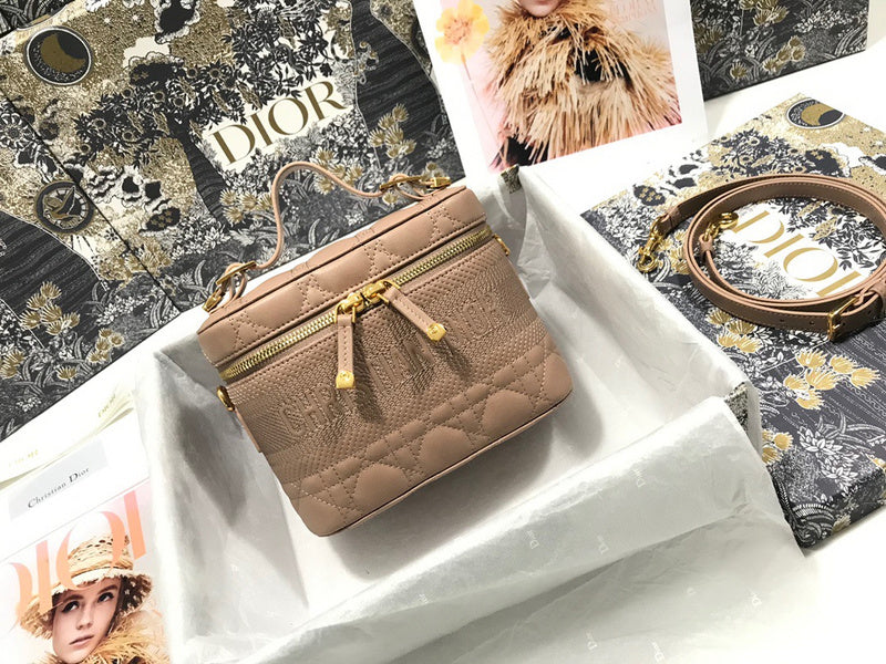 LO - DYOR   BAGS FOR WOMEN - FASHION LUXURY BAGS 250