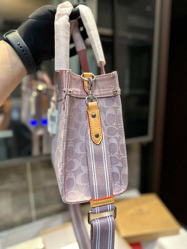 LO - CCH Bags - 059