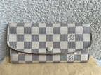 Emilie Wallet