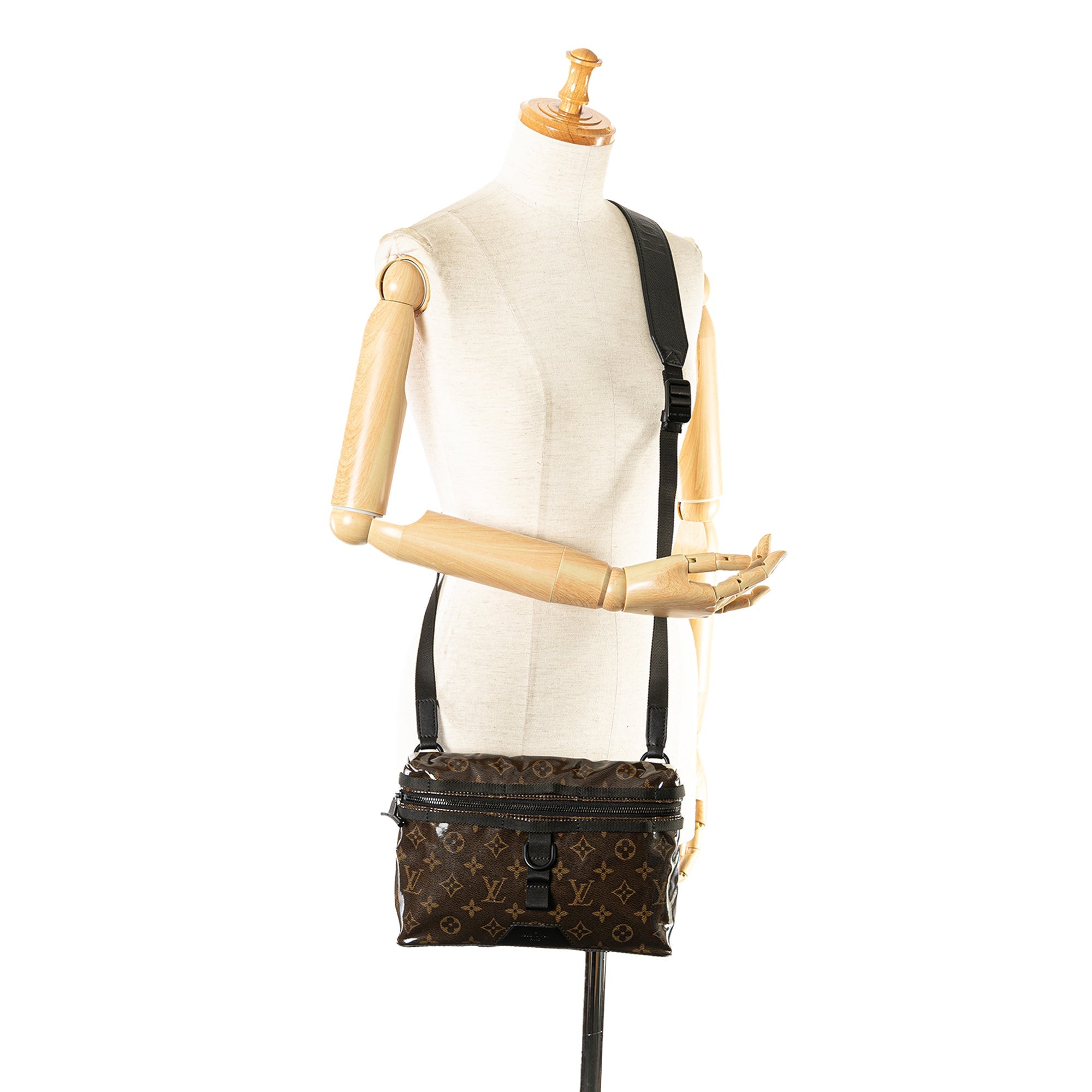 LO-LV bags 4336