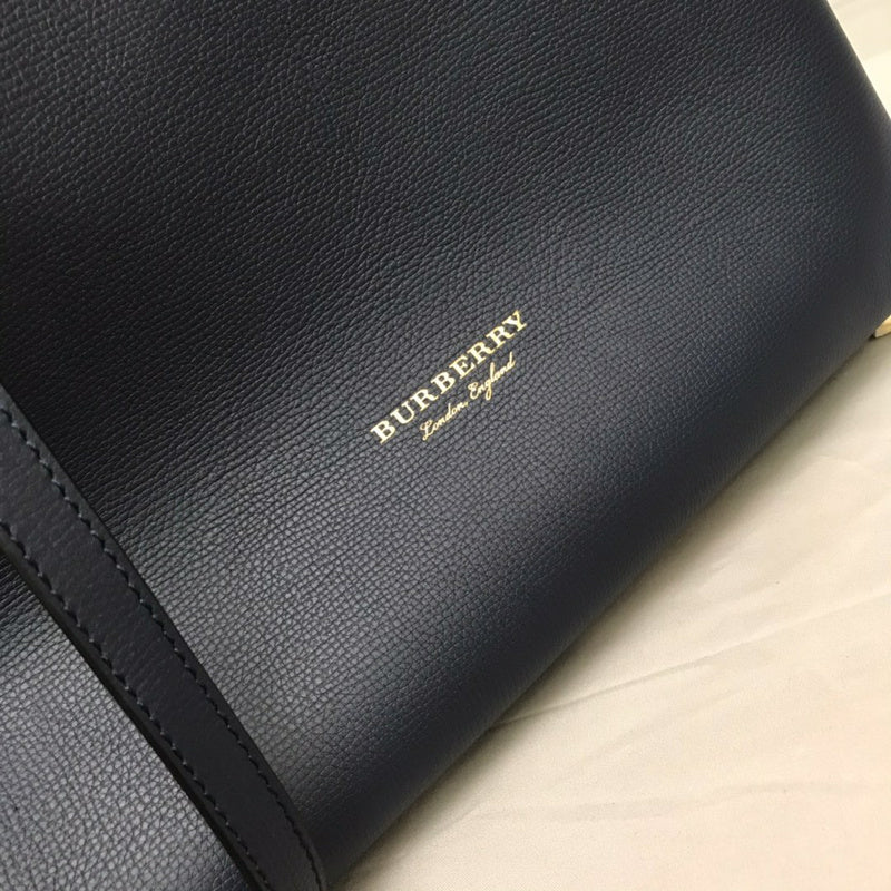 LO - B-BERRY BAGS - 561