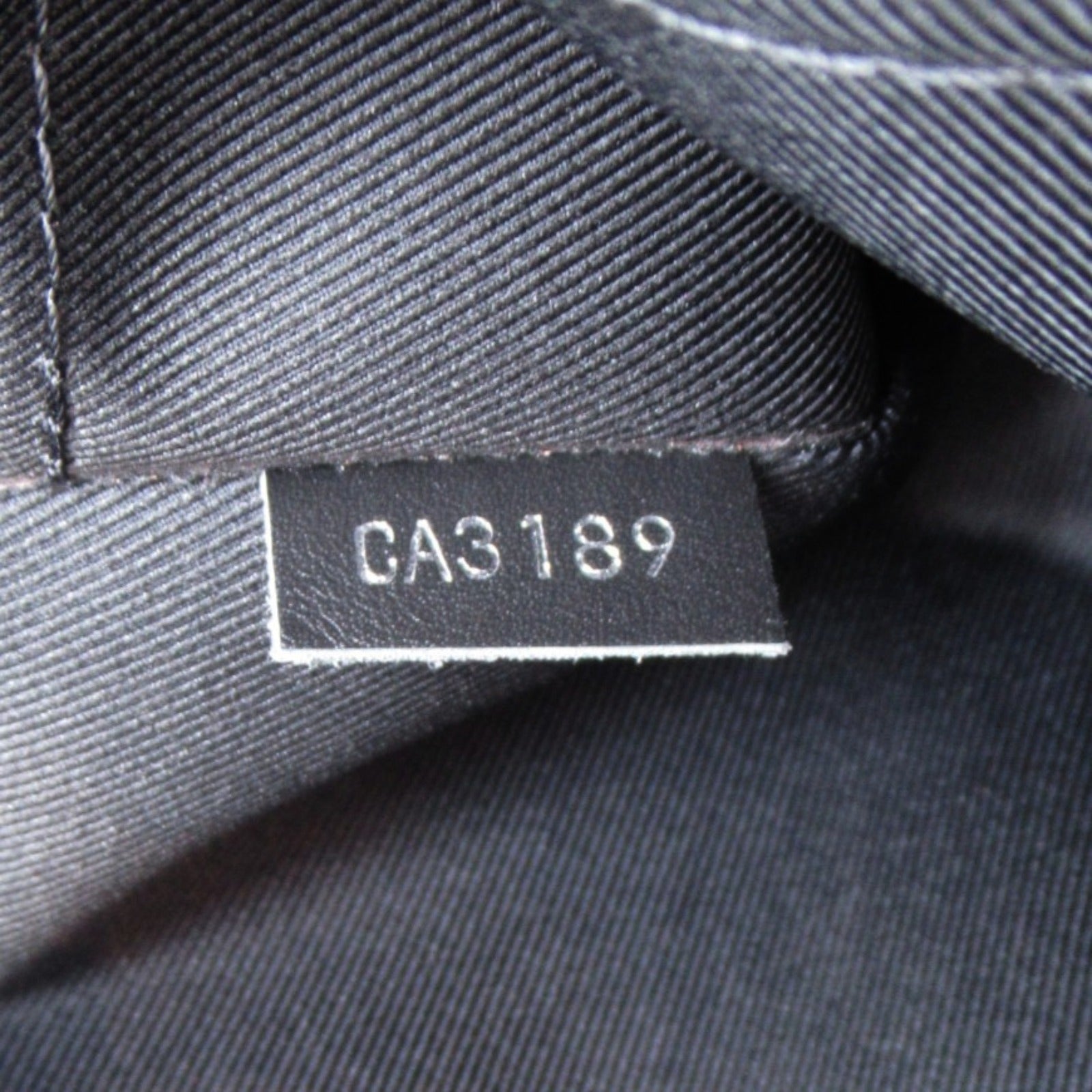 LO-LV bags 2134