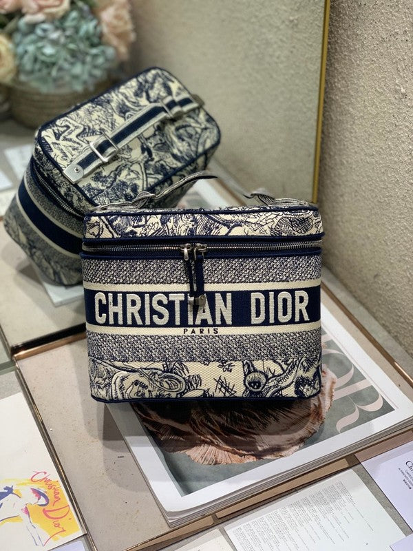 LO  - DOR FASHION BAGS - 1972