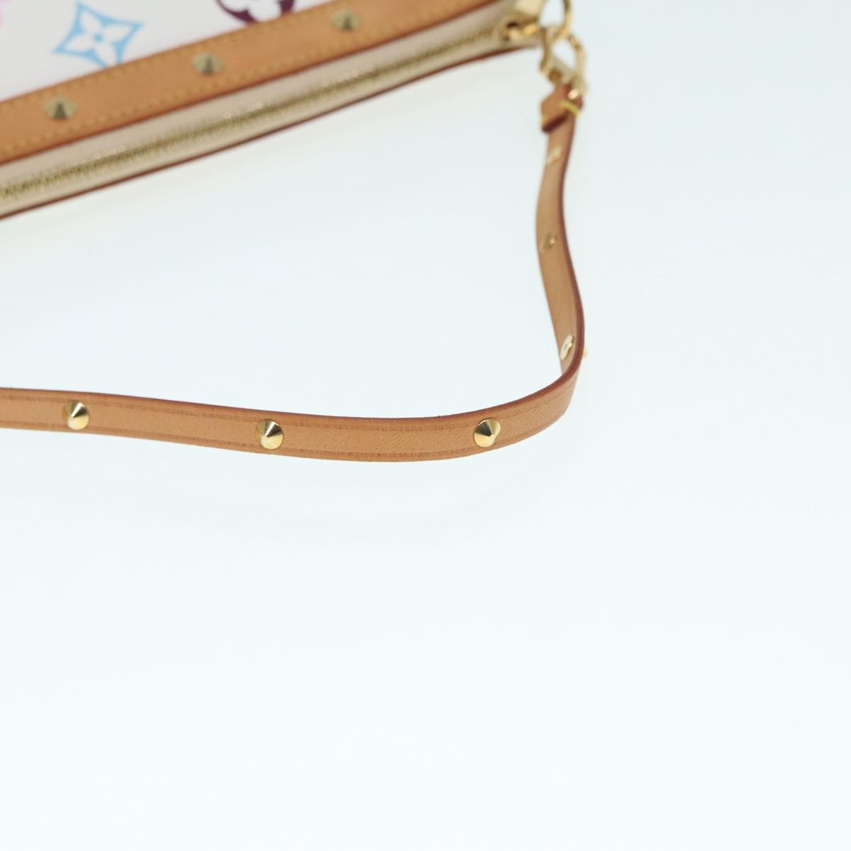 LO-LV bags 1626