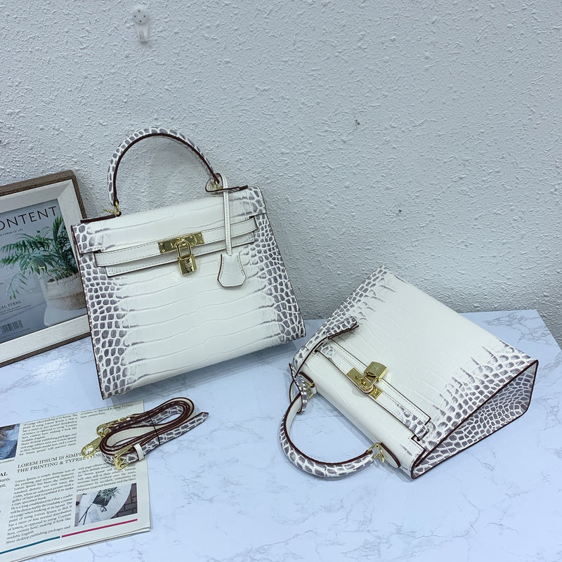 LO - HMS Luxury Bags - 477