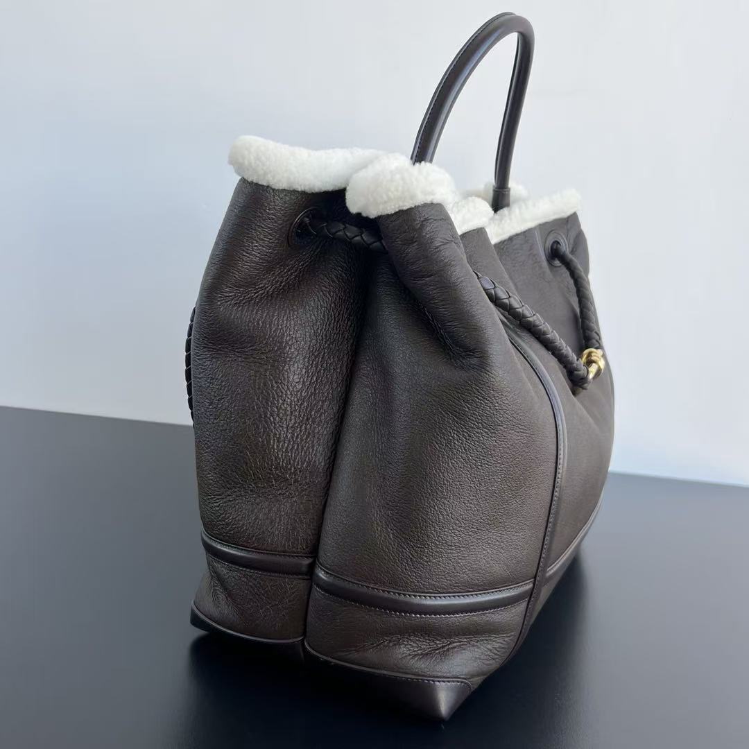 BV Andiamo Large Brown White Fur Leather