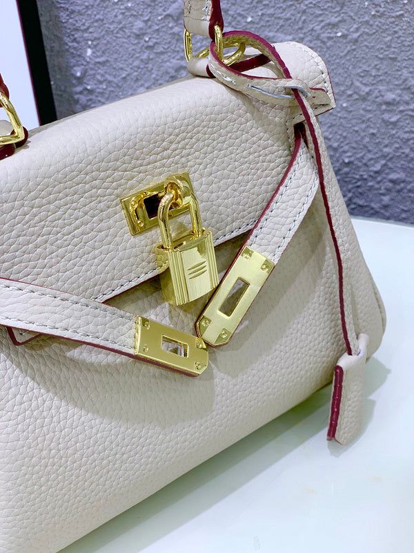 LO - HMS Luxury Bags - 560