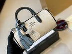 LO - CCH Bags - 191
