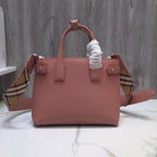 B-Berry - BB  The Small Banner Bag PiNike For Women, Bags 10.6in/26LO