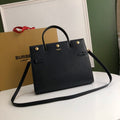 LO - B-BERRY BAGS - 070